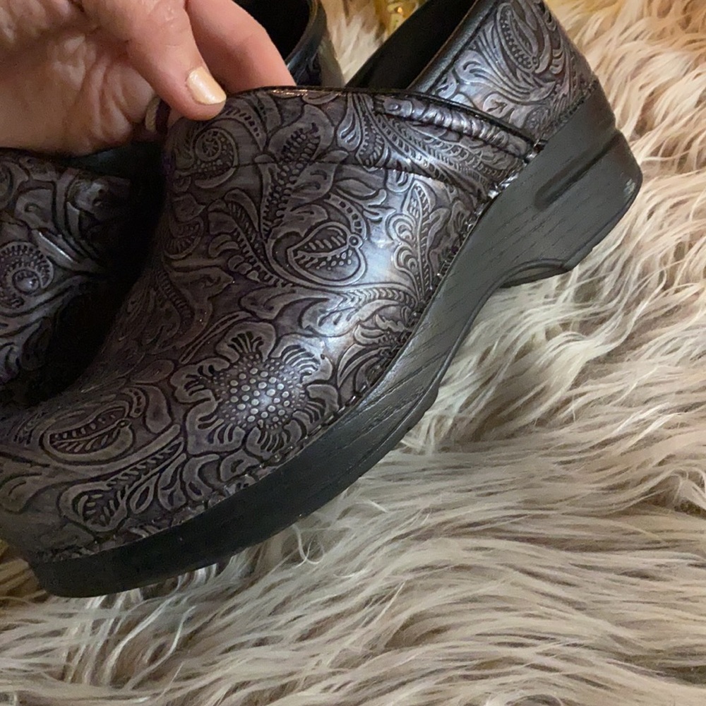 Danskos 2.0 - Picture 3 of 5